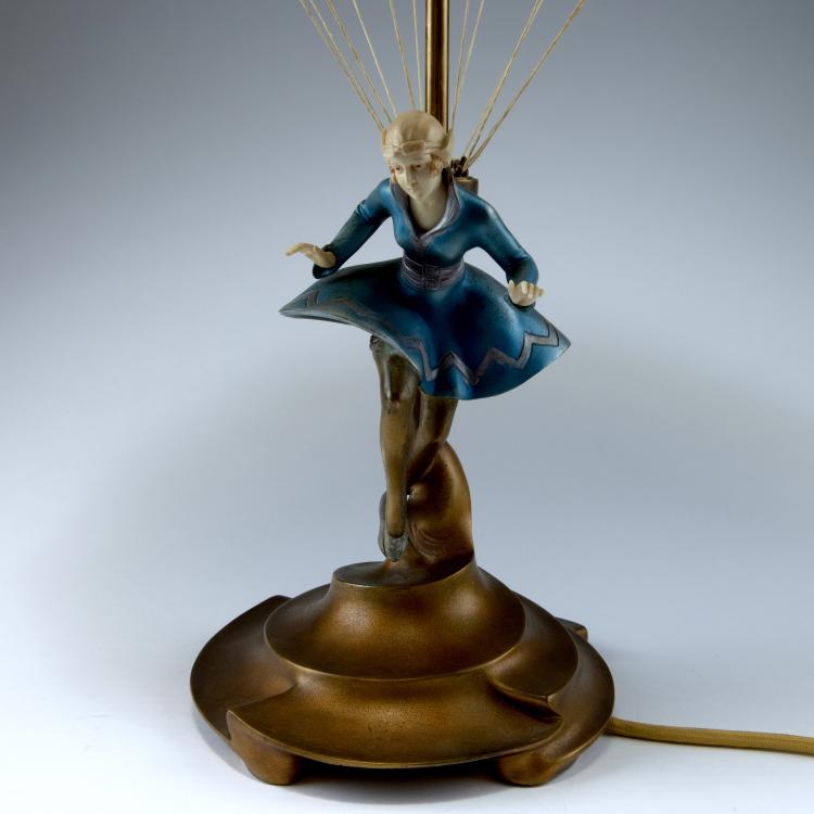 Bild 4 zu Objekt, 'Parachutist' table light, 1920s, Richard W. Lange, Rosenthal & Maeder, 126 428