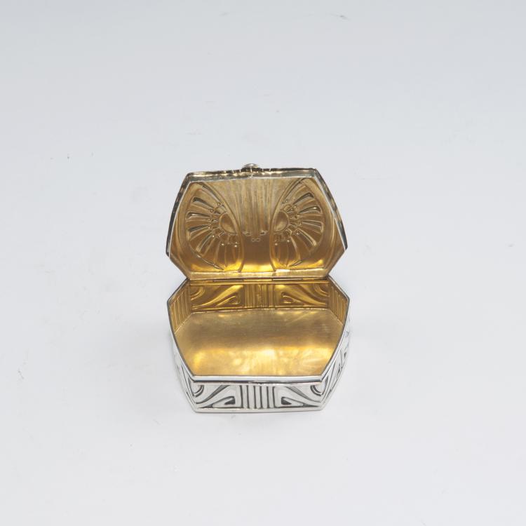 Bild 1 zu Objekt, Pill box, 1901-02, Patriz Huber, Mayer, Martin, Mainz, 126 543