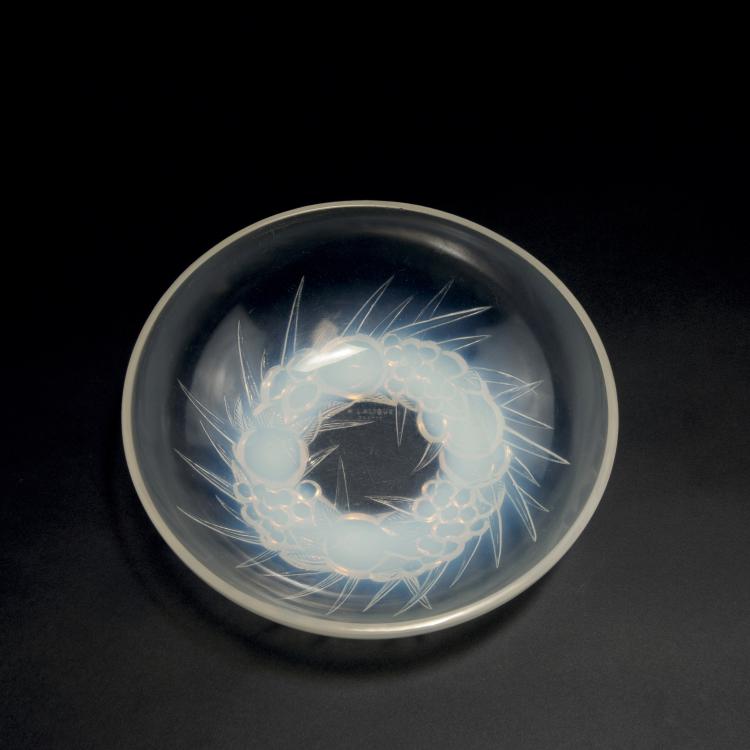 Hauptbild zu Objekt, 'Mont-Dore' bowl, 1928, Lalique, Ren&eacute;, Wingen-sur-Moder, 126 209