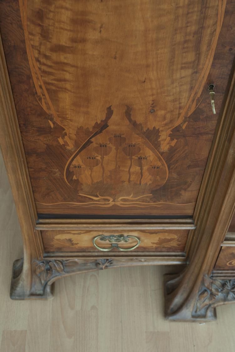 Bild 2 zu Objekt, Gro&szlig;er Schlafzimmerschrank, 1900, Majorelle, 126 634