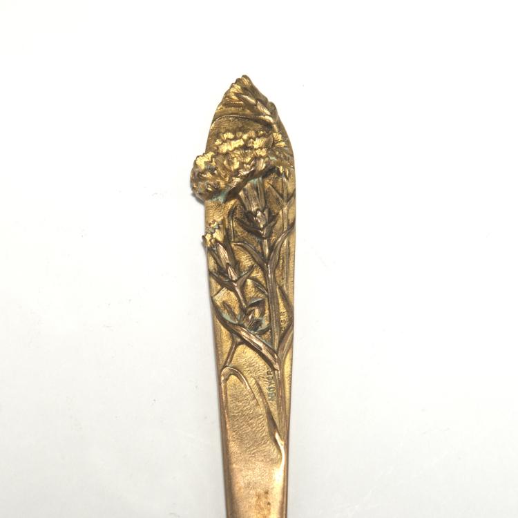 Bild 1 zu Objekt, Papiermesser mit Nelken, um 1900, Boyer, H., 126 573