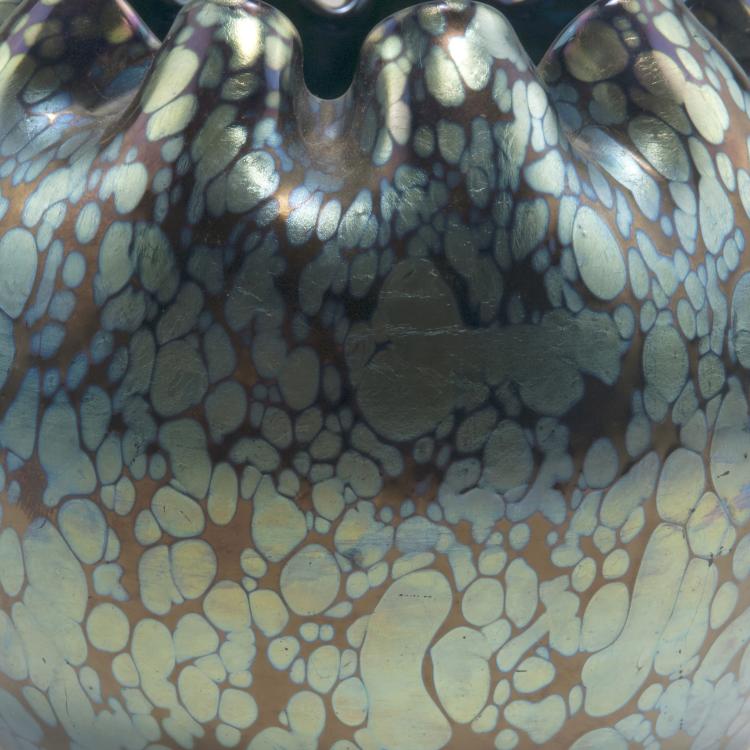 Bild 2 zu Objekt, Papillon-Vase, 1900, L&ouml;tz Wwe., Klosterm&uuml;hle, 126 312