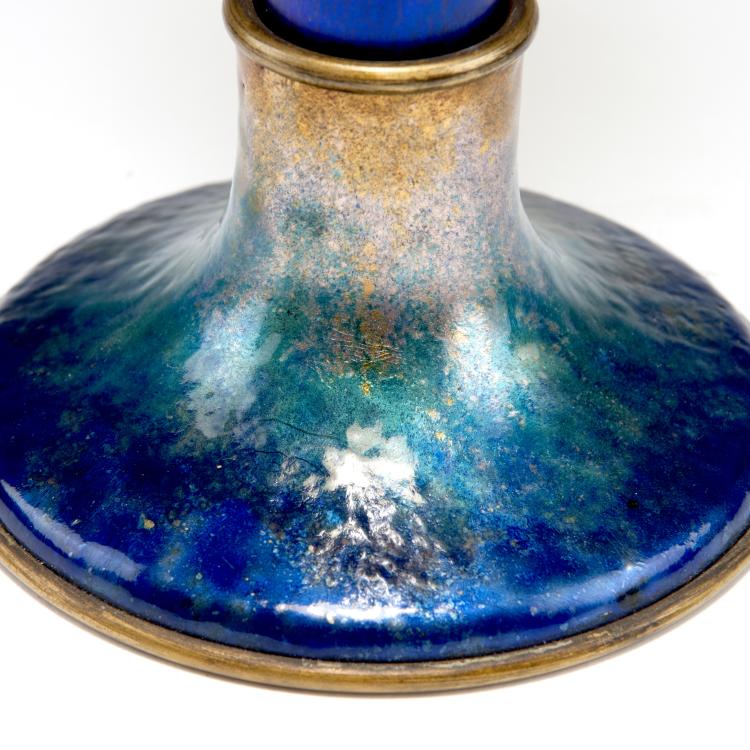 Bild 1 zu Objekt, Vase mit emailliertem Fu&szlig;, 1920er Jahre, Tiffany, L. C., New York, 126 292