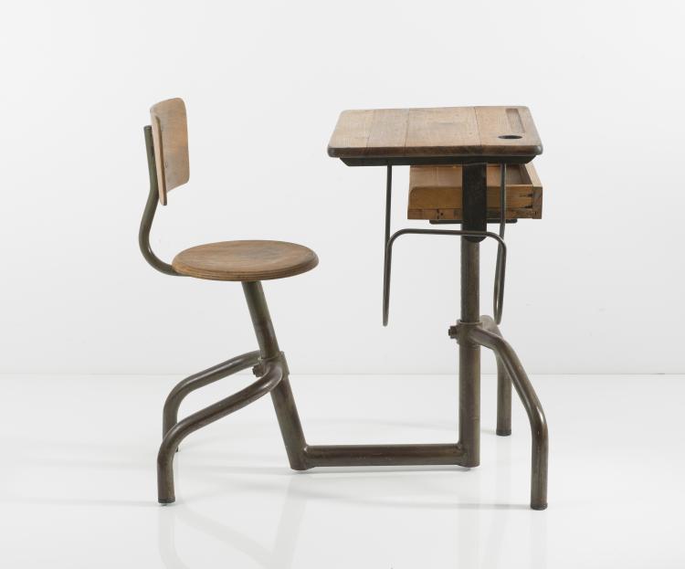 Bild 2 zu Objekt, Child's desk, 1950s, Jacques Hitier, SCMM  Mobilor, Frankreich, 127B 374