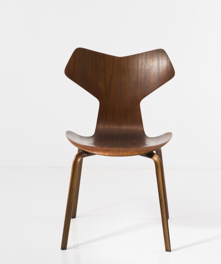Bild 3 zu Objekt, Stuhl 'Grand Prix', 1957, Arne Jacobsen, Hansen, Fritz, Aller&ouml;d, 127B 417