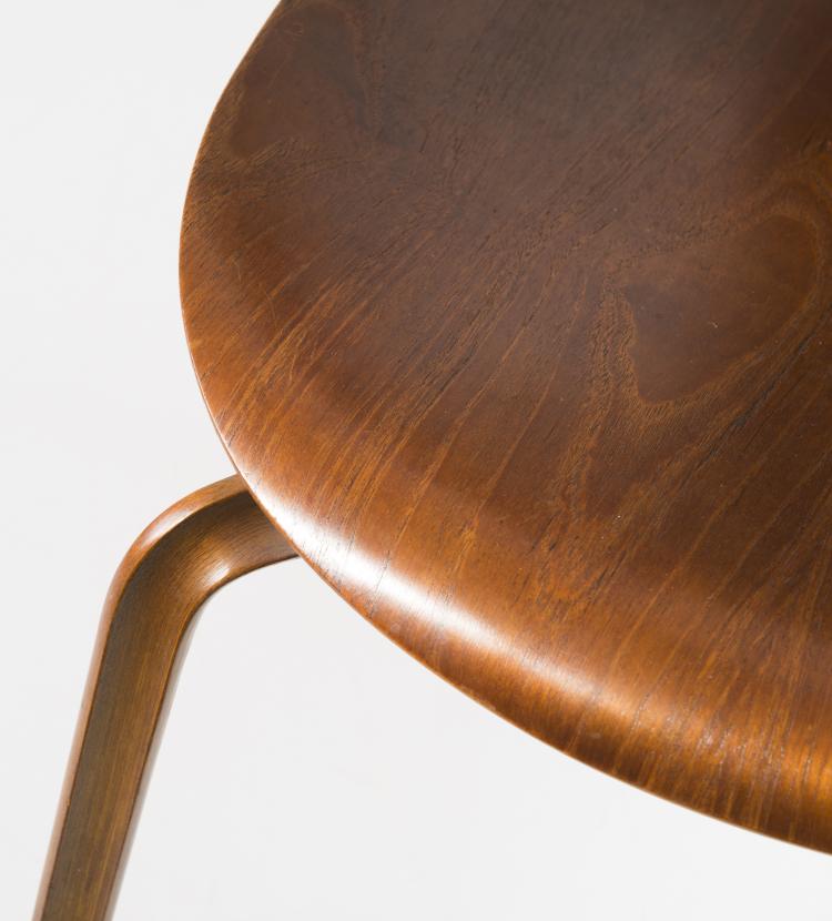 Bild 4 zu Objekt, Stuhl 'Grand Prix', 1957, Arne Jacobsen, Hansen, Fritz, Aller&ouml;d, 127B 417