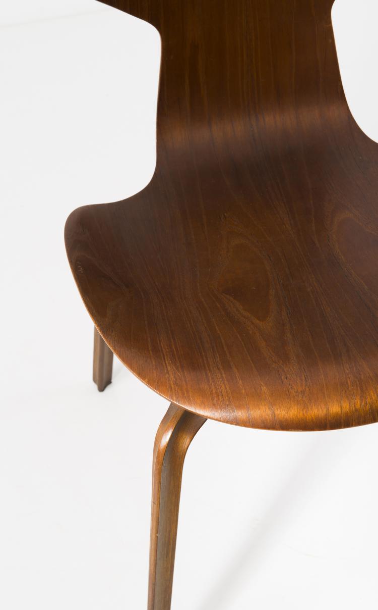 Bild 5 zu Objekt, Stuhl 'Grand Prix', 1957, Arne Jacobsen, Hansen, Fritz, Aller&ouml;d, 127B 417