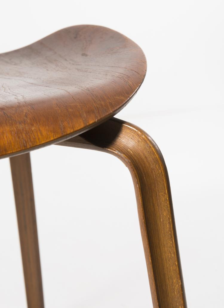 Bild 7 zu Objekt, Stuhl 'Grand Prix', 1957, Arne Jacobsen, Hansen, Fritz, Aller&ouml;d, 127B 417