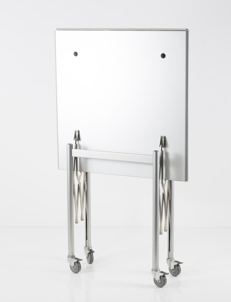 Bild 3 zu Objekt, 'Scissors table', 2001, Benjamin Thut, Thut M&ouml;bel, M&ouml;riken, 127B 589