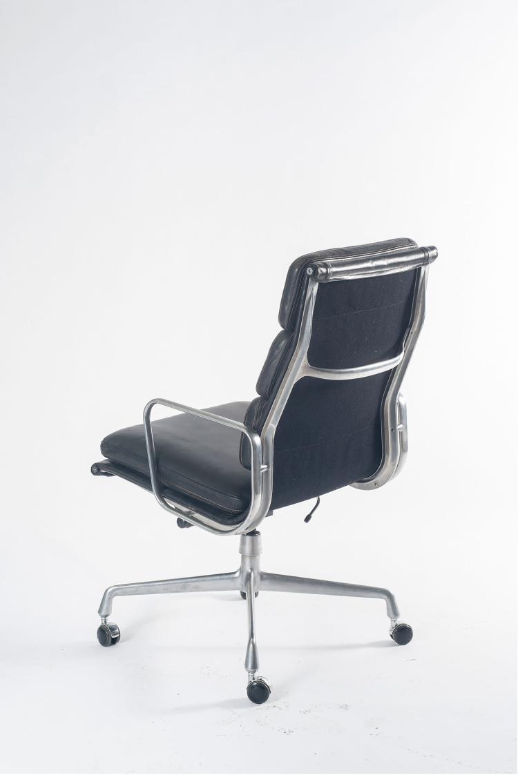 Bild 3 zu Objekt, 'Soft Pad' highback armchair, 1969, ICF Cadsana, Mailand, 127B 504
