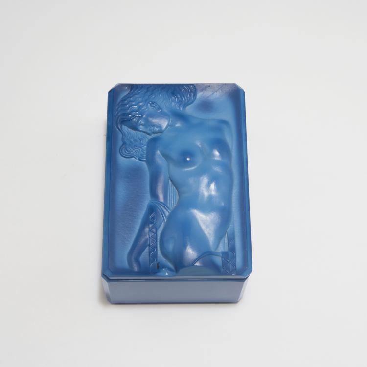 Hauptbild zu Objekt, Deckeldose 'Ingrid', 1920er Jahre, Michael Powolny, Schlevogt, Curt, Gablonz, 126 391