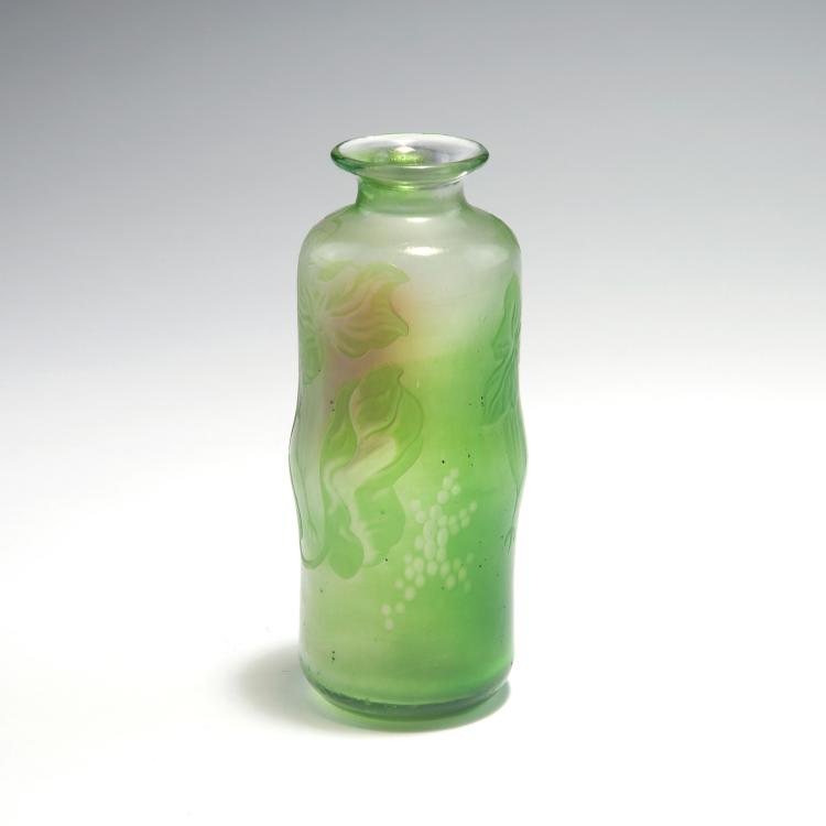 Bild 1 zu Objekt, Marqueterie-Vase 'Courgettes', 1904-05, Christian, D&eacute;sir&eacute;, Meisenthal, 126 15