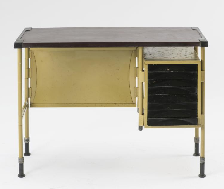 Bild 1 zu Objekt, Schreibmaschinentisch 'Spazio', 1959, Studio B.B.P.R., Olivetti, Ivrea, 127A 95