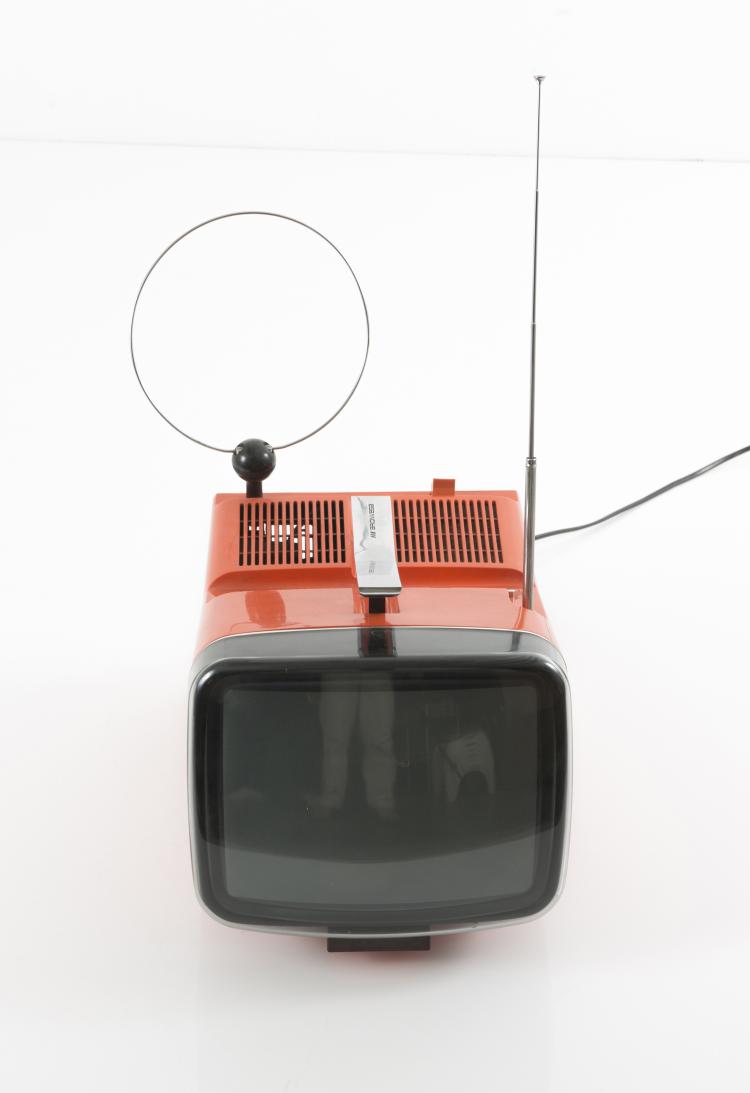 Bild 1 zu Objekt, 'Algol 11' TV set, 1964, Richard Sapper, Super Fluo; Brionvega, Mailand, 127A 158