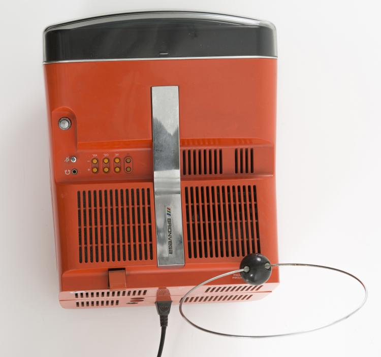 Bild 4 zu Objekt, 'Algol 11' TV set, 1964, Richard Sapper, Super Fluo; Brionvega, Mailand, 127A 158