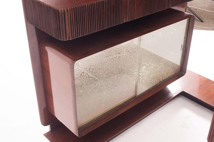 Bild 6 zu Objekt, Bar mit zwei Barhockern, 1950er Jahre, Italien, 127A 41