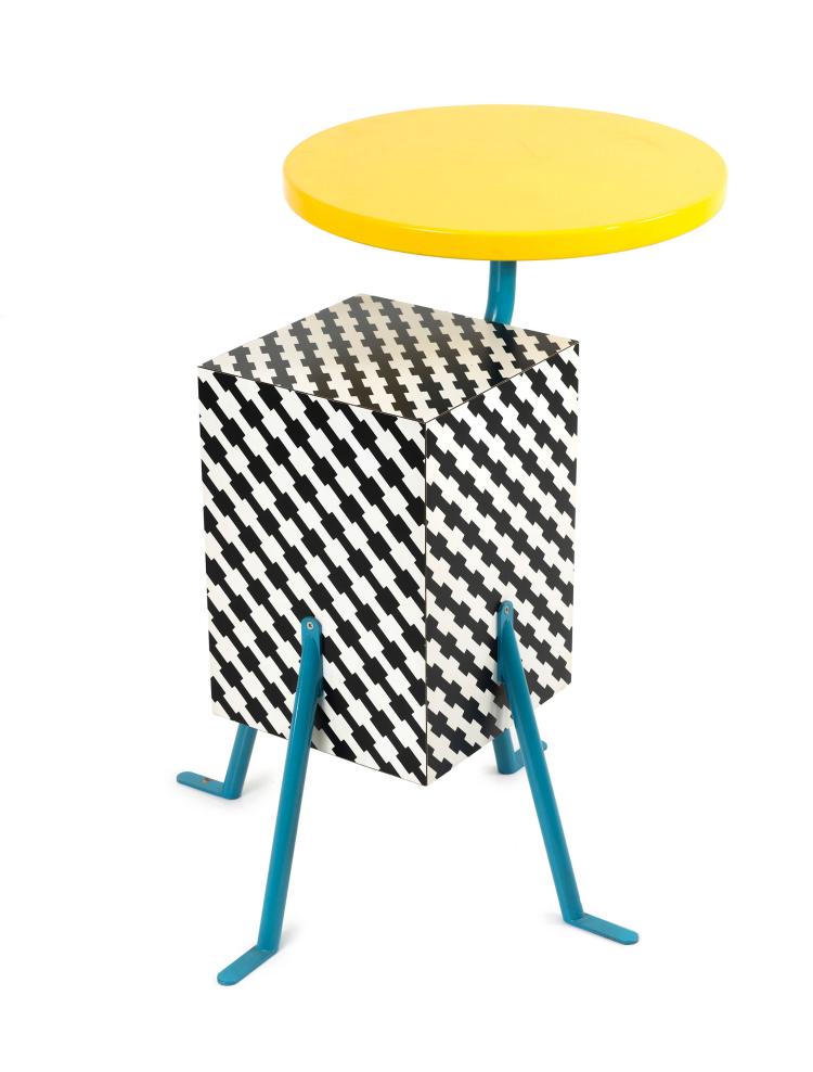 Hauptbild zu Objekt, Beistelltisch 'Kristall', 1981, Michele De Lucchi, Memphis, Mailand, 127A 258