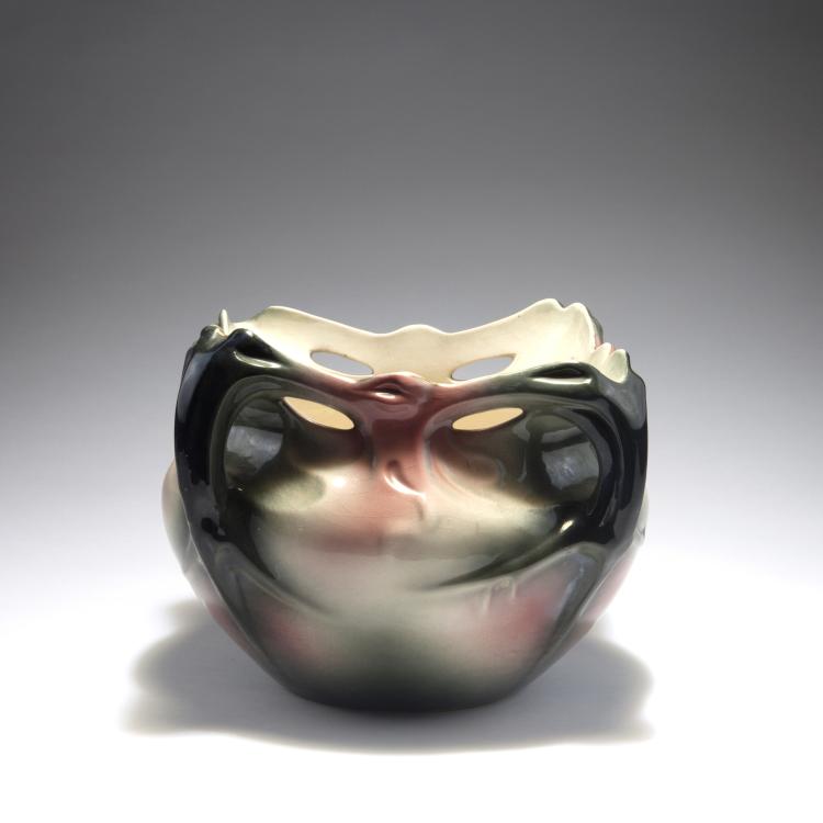 Bild 1 zu Objekt, Cachepot 'Vase de Chalmont', um 1900, Hector Guimard, Bruyn, Gustave & Fils, Fives-Lille, 126 661