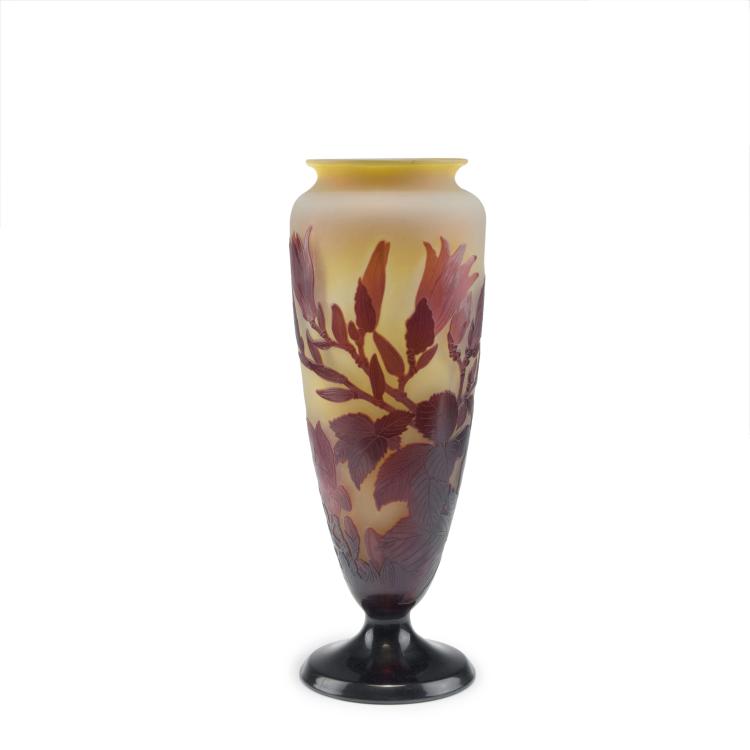 Hauptbild zu Objekt, Gro&szlig;e Vase 'Magnolias', 1920er Jahre, Gall&eacute;, Emile, Nancy, 126 191