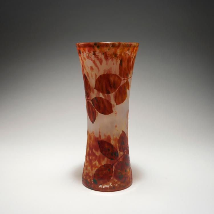 Bild 1 zu Objekt, 'Ronces d'automne' vase, 1910-15, Daum Fr&egrave;res, Nancy, 126 74