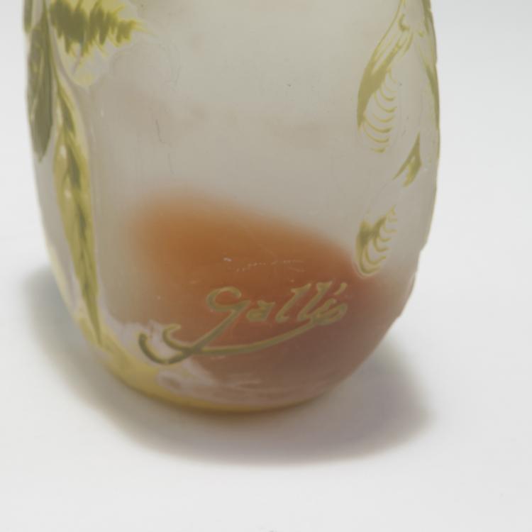 Bild 2 zu Objekt, Henkelvase 'Erable &agrave; feuilles de fr&ecirc;ne', 1904-06, Gall&eacute;, Emile, Nancy, 126 149