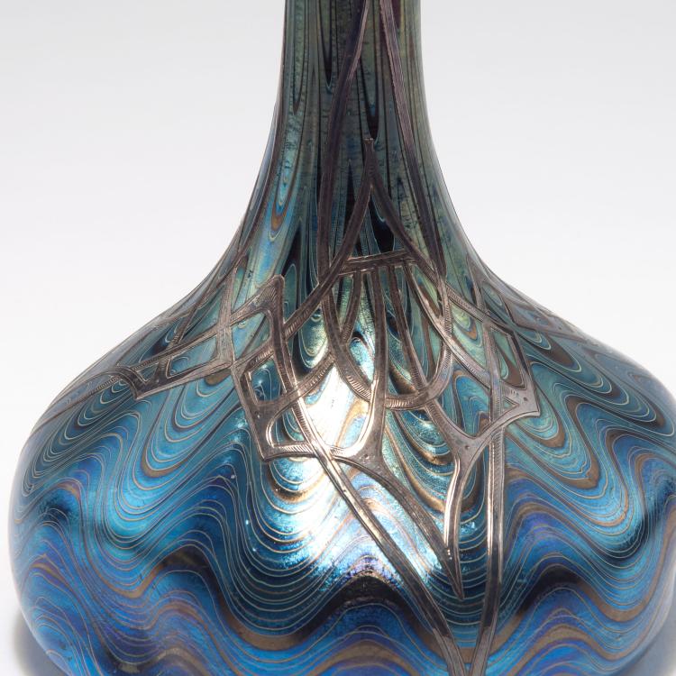 Bild 2 zu Objekt, Ph&auml;nomen-Vase mit galvanischer Silberauflage, 1898, L&ouml;tz Wwe., Klosterm&uuml;hle, 126 346