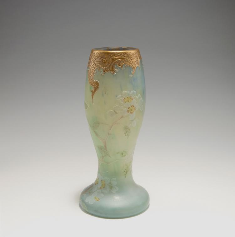 Hauptbild zu Objekt, Vase 'Fleurs de Pommier', 1915-20, Legras & Cie., Saint-Denis, 126 224