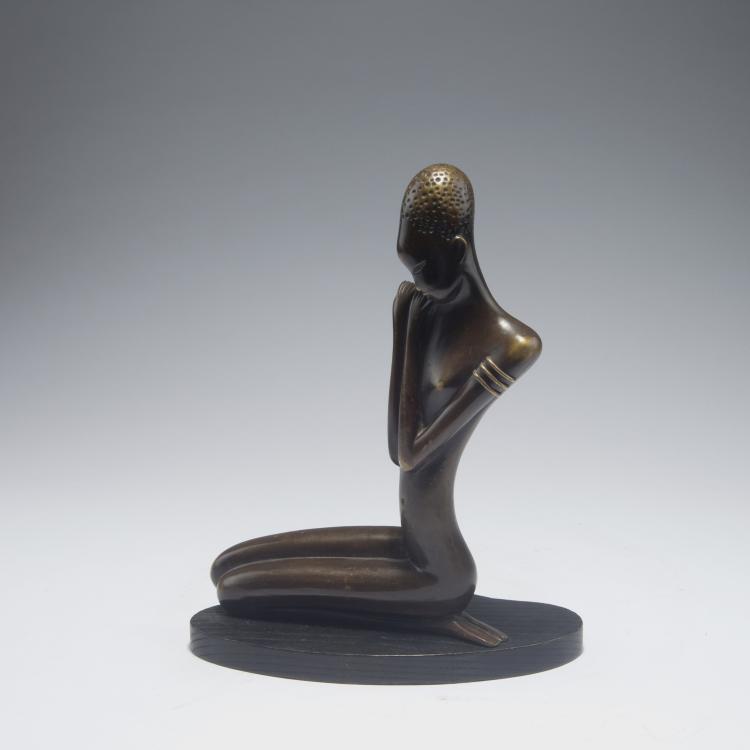 Hauptbild zu Objekt, Sitzende Afrikanerin, 1950er Jahre, Hagenauer, Wien, 126 420