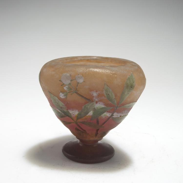 Bild 2 zu Objekt, Aufsatzschale 'Fleurs de Pommier', um 1910, Daum Fr&egrave;res, Nancy, 126 72