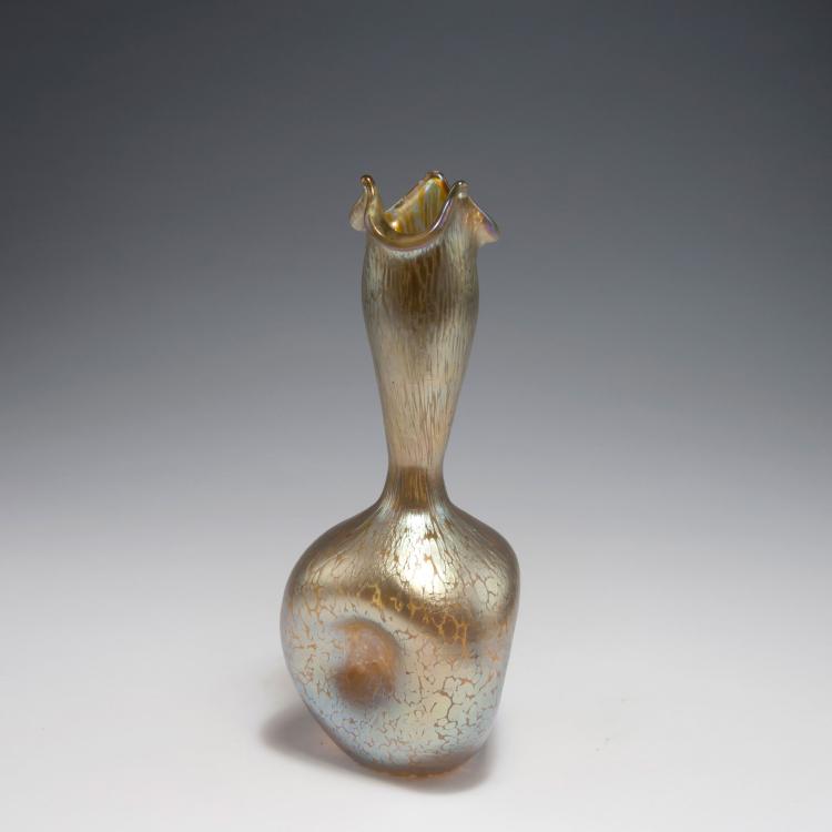 Bild 1 zu Objekt, Papillon-Ziervase, 1898, L&ouml;tz Wwe., Klosterm&uuml;hle, 126 348