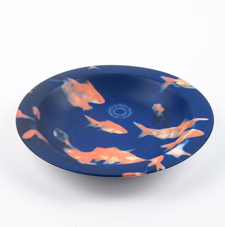 Bild 1 zu Objekt, 'Brodetto di pesce - taverna del lupo - Dupont - PA', 1998, Maurizio Cattelan, 127C 681