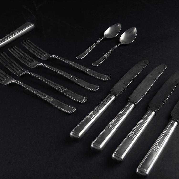Bild 1 zu Objekt, Eleven '2000' pieces of cutlery, 1901, Joseph Maria Olbrich, Clarfeld & Springmeyer, Hemer, 129 446