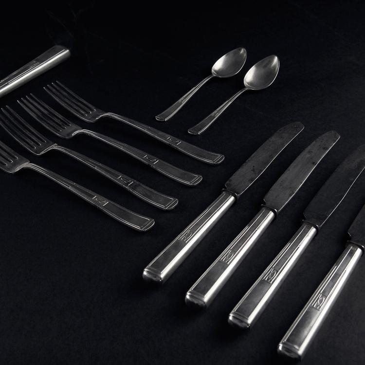 Bild 2 zu Objekt, Eleven '2000' pieces of cutlery, 1901, Joseph Maria Olbrich, Clarfeld & Springmeyer, Hemer, 129 446