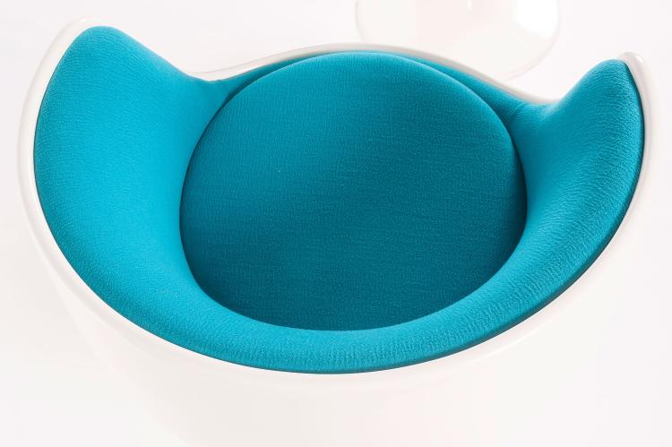 Bild 2 zu Objekt, Zwei Armlehnsessel 'Cognac', 1967, Eero Aarnio, Asko Oy, Helsinki, 127B 500