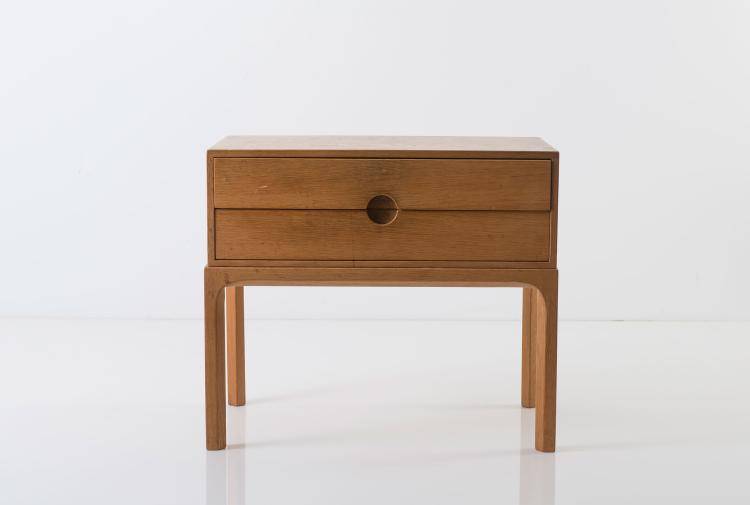 Bild 2 zu Objekt, Bedside table, c1960, Aksel Kjersgaard, Odder M&oslash;belfabrik, D&auml;nemark, 128A 149