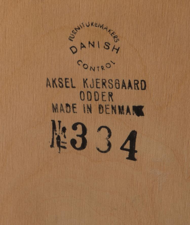 Bild 3 zu Objekt, Bedside table, c1960, Aksel Kjersgaard, Odder M&oslash;belfabrik, D&auml;nemark, 128A 149