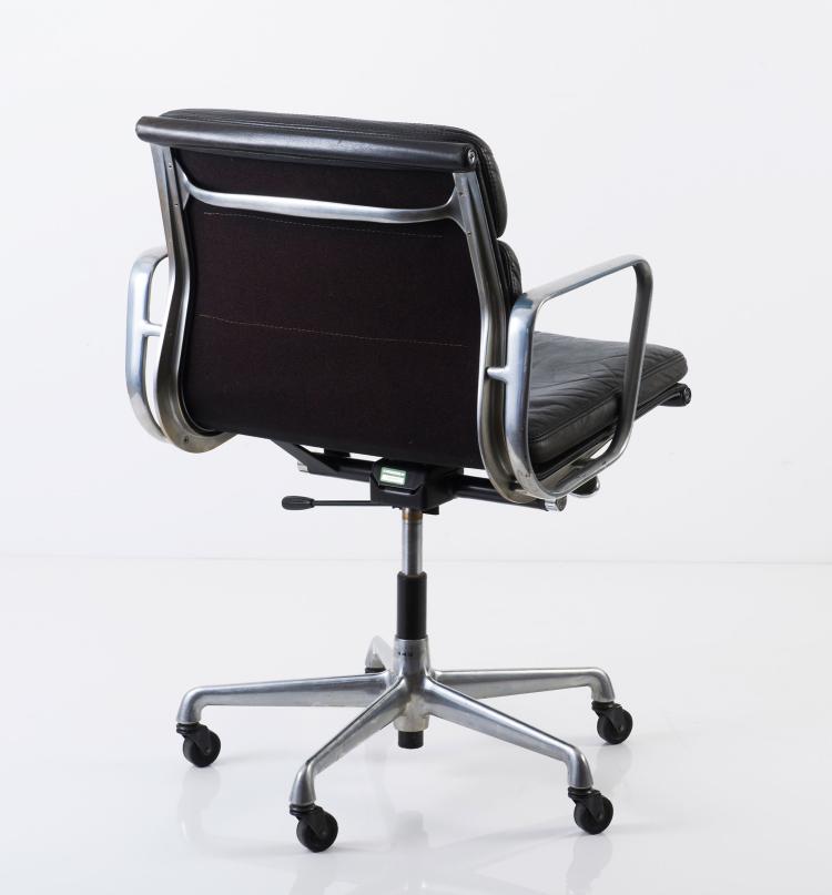 Bild 6 zu Objekt, 'Soft Pad' armchair, 1969, Miller, Herman, Zeeland, 127B 505