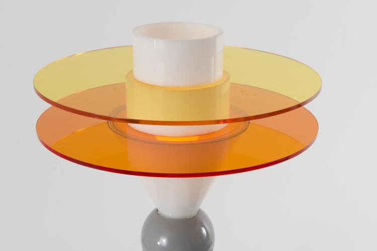 Bild 1 zu Objekt, Tischleuchte 'Bay', 1983, Ettore Sottsass, Memphis, Mailand, 131A 238