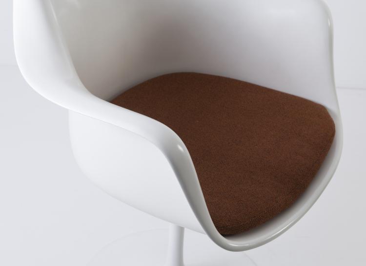 Bild 8 zu Objekt, Four 'Tulip' - '151' chairs, 1956, Knoll International, New York, 128A 115