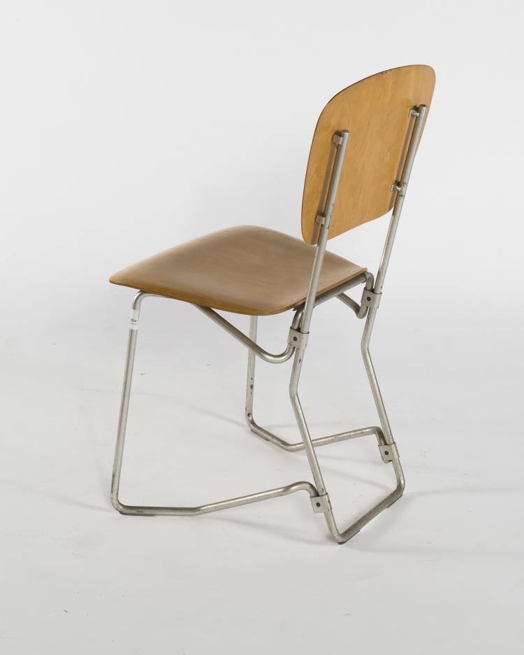 Bild 3 zu Objekt, Zw&ouml;lf Klappst&uuml;hle 'Aluflex', 1951, Armin Wirth, Zieringer, Philip, Metallwerke, Schweiz, 128B 297