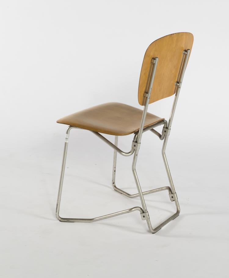 Bild 4 zu Objekt, Zw&ouml;lf Klappst&uuml;hle 'Aluflex', 1951, Armin Wirth, Zieringer, Philip, Metallwerke, Schweiz, 128B 297