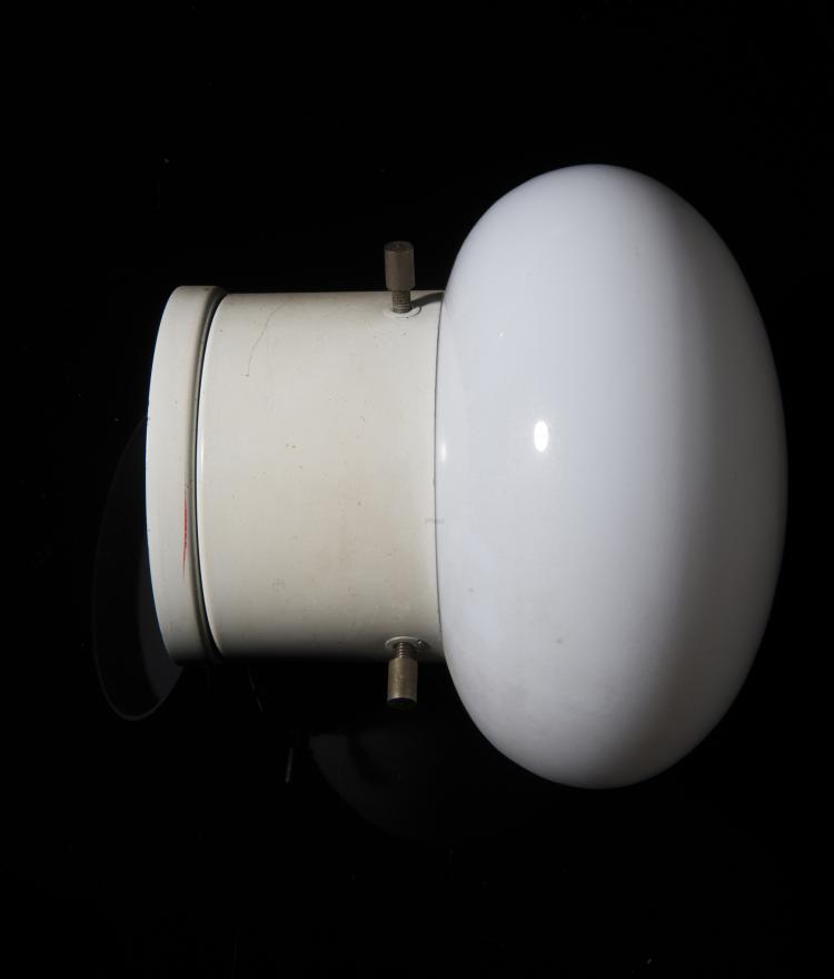 Bild 1 zu Objekt, Nine Sconces/ceiling lights, c1955, Oluce, Mailand oder Arteluce, Mailand (zugeschrieben), 127A 84