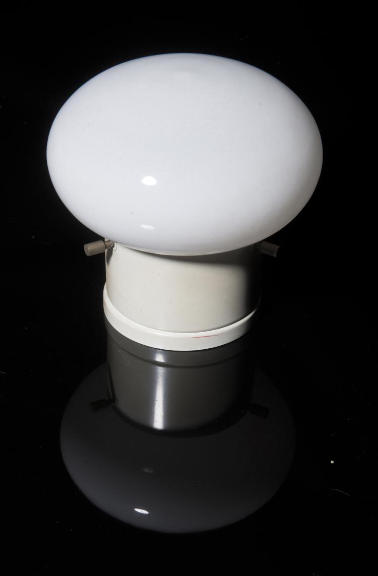 Bild 2 zu Objekt, Nine Sconces/ceiling lights, c1955, Oluce, Mailand oder Arteluce, Mailand (zugeschrieben), 127A 84