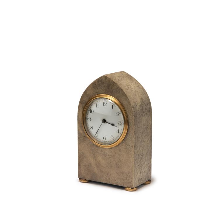 Hauptbild zu Objekt, Galuchat-covered desk clock, 1930s, Frankreich, 129 682