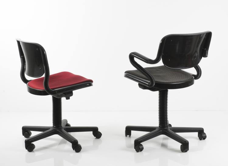 Bild 1 zu Objekt, Zwei St&uuml;hle 'Vertebra', 1976, Giancarlo Piretti, Anonima Castelli, Bologna, 128B 574