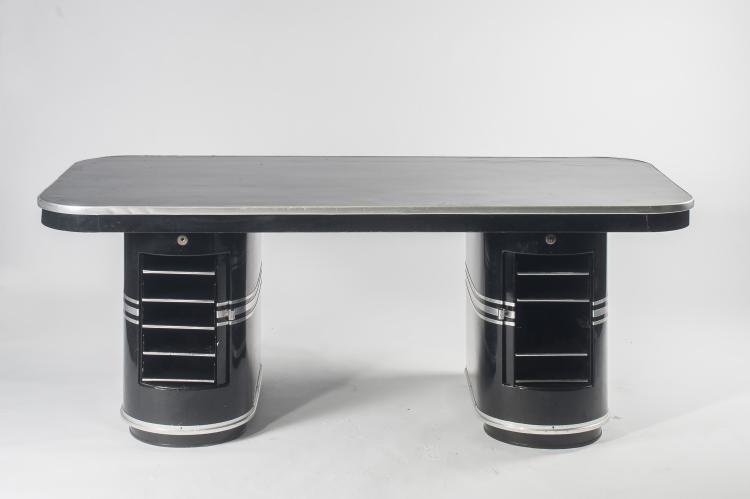Bild 1 zu Objekt, Rundform Schreibtisch 'Berlin', um 1954, Mauser-Werke, Waldeck, 128B 319