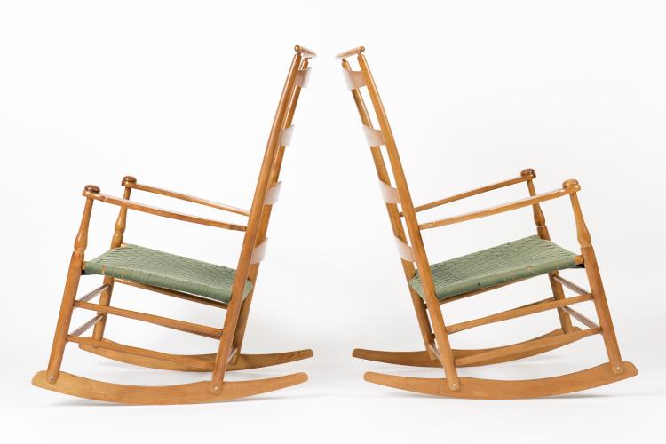 Bild 1 zu Objekt, Two NO. 7 Shawl back shaker rockers', 1850s, Shaker Workshops, Ashburnham, MA, 128B 188