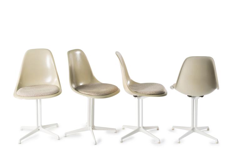 Hauptbild zu Objekt, Vier St&uuml;hle auf 'LaFonda'-Gestell, um 1961, Vitra, Weil am Rhein, 128B 434