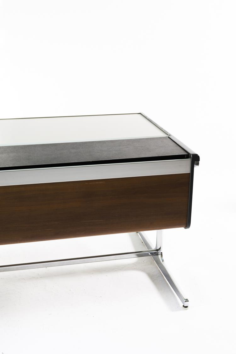 Bild 8 zu Objekt, Schreibtisch 'Action Office' mit Aktenkanal, 1967, Fehlbaum Production, Weil am Rhein, 128B 465