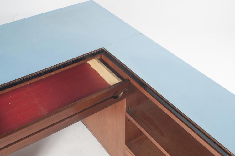 Bild 3 zu Objekt, Schreibtisch und Arbeitstisch, um 1958, Italien, 128B 352